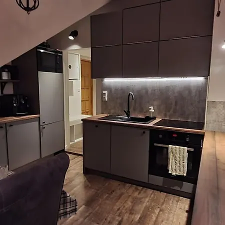 Klimatyczne Mieszkanie W Rynku *