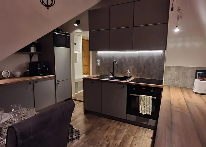 Klimatyczne Mieszkanie W Rynku *